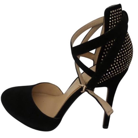 Jessica Simpson Shoes - Jessica Simpson Black Pump with Gold Studs straps